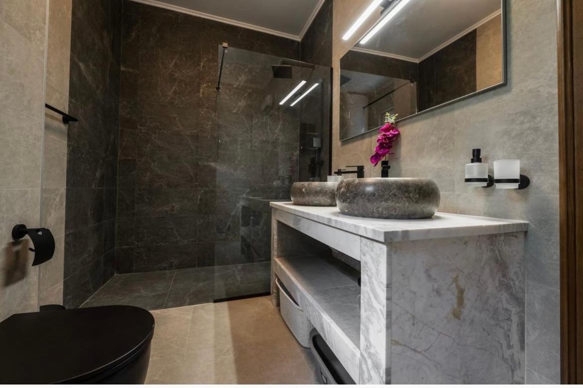 Luxury Apartment Vasilisa Kotor Zewnętrze zdjęcie